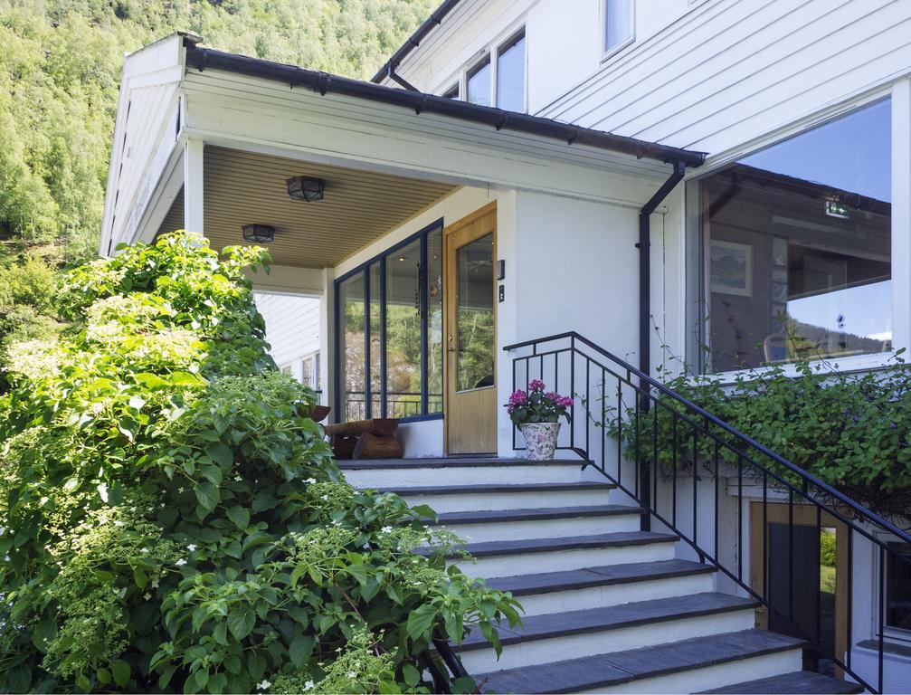 Heimly Pensjonat Flam Exterior photo